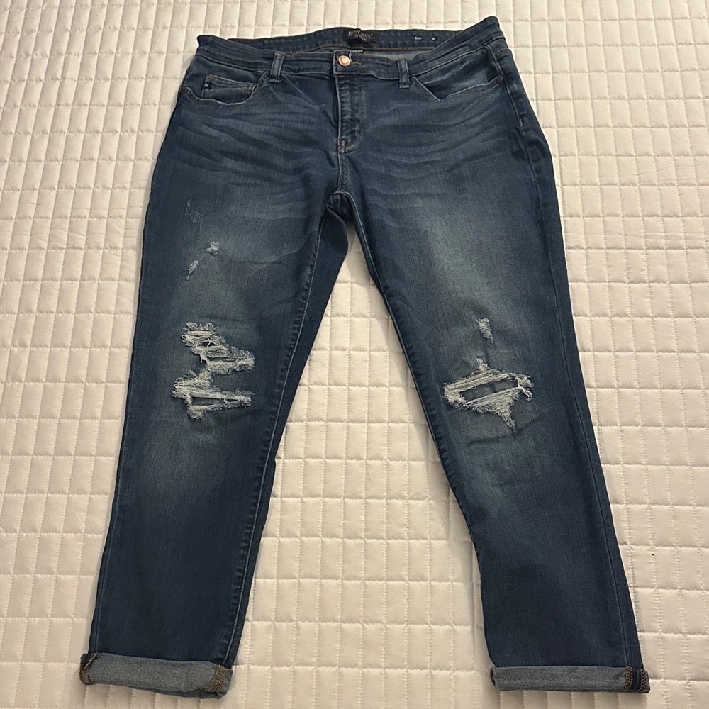 15/32 Judy Boyfriend Fit with Patched Knees